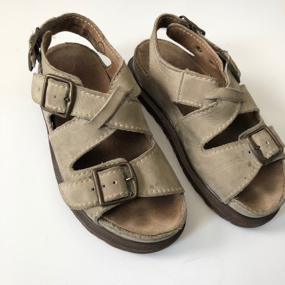 dr martens sandals size 5